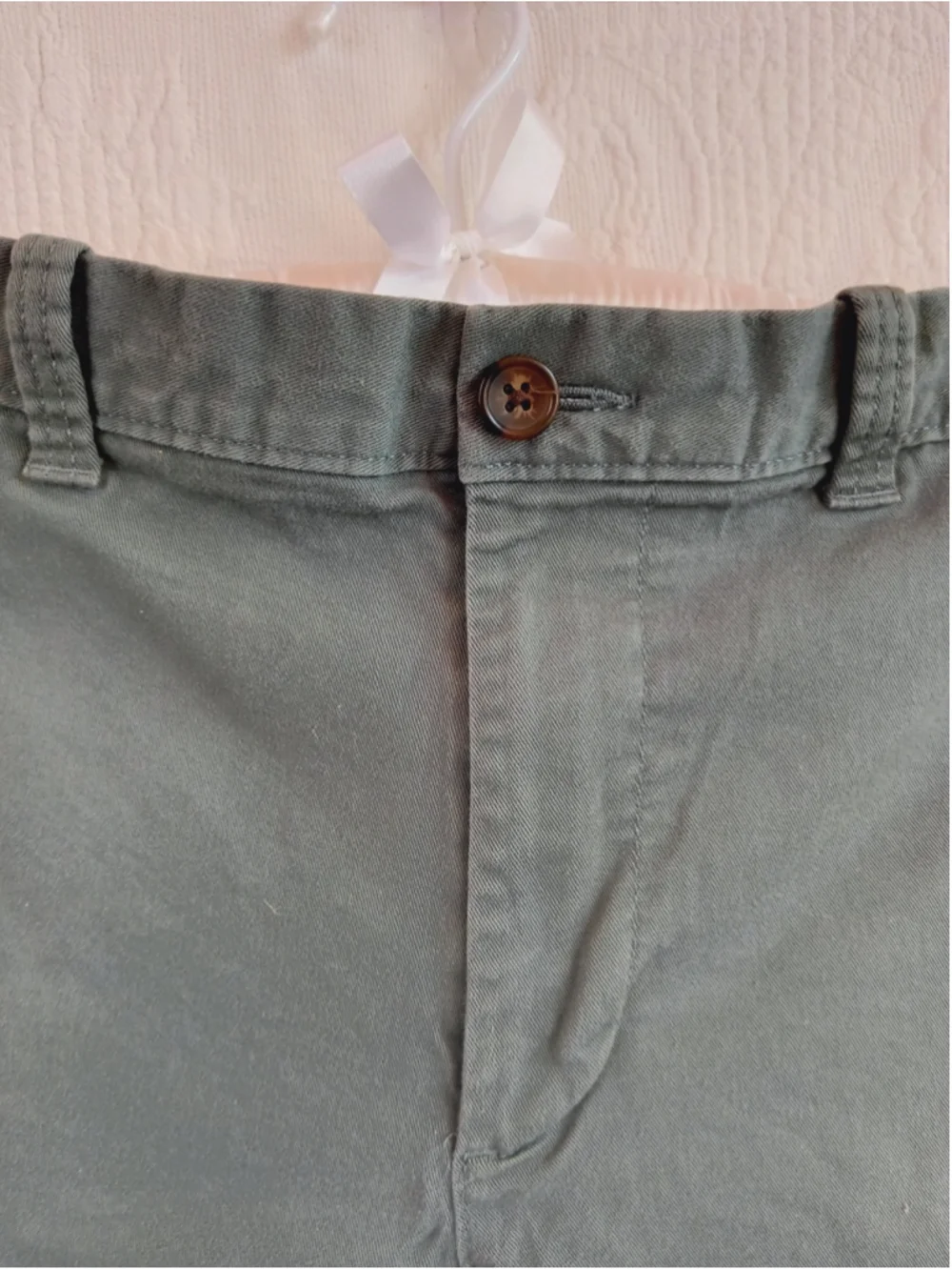 J.crew Flat Front Chino Shorts laurel Green 34 waist 9in Inseam gender neutral